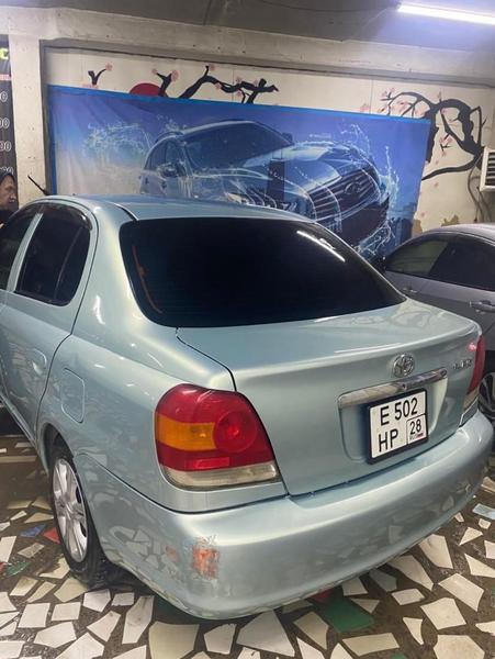 Toyota Platz 2003, фото 2