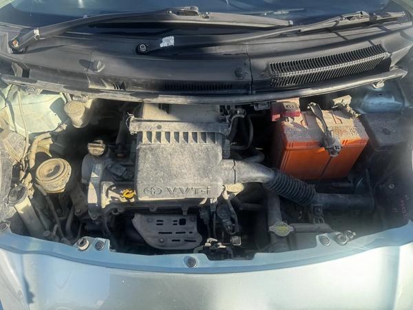 Toyota Vitz 2008, фото 4