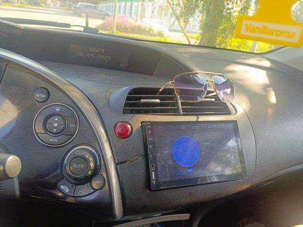 Honda Civic 2008, фото 2