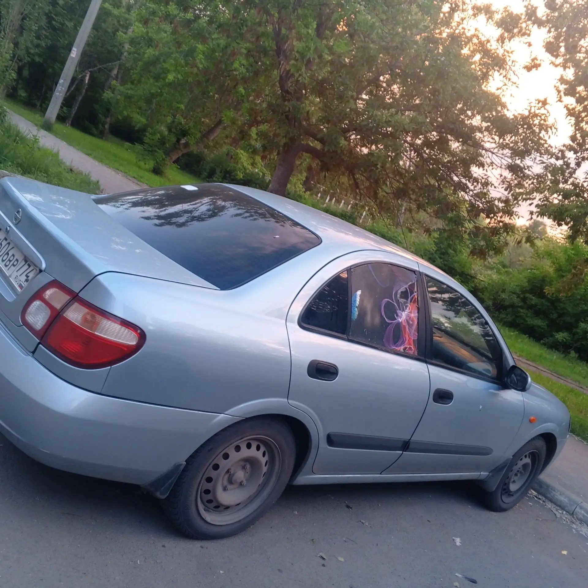 Nissan Almera