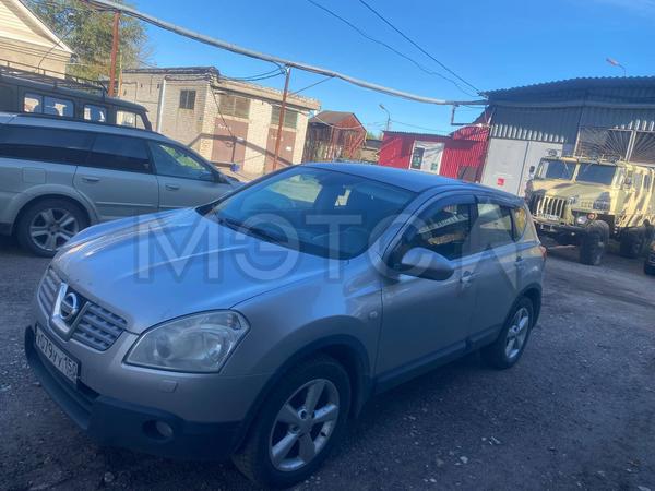 Nissan Qashqai 2009, фото 2