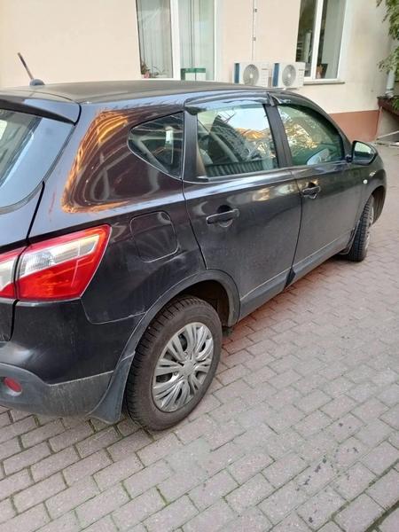 Nissan Qashqai 2010, фото 3
