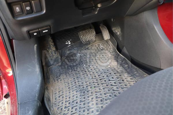 Nissan Juke 2011, фото 23