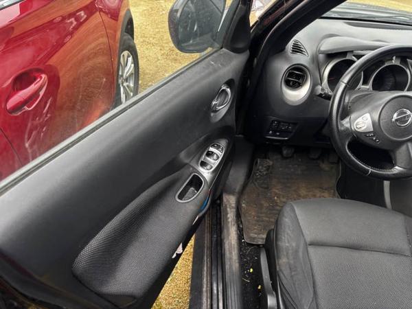 Nissan Juke 2011, фото 53
