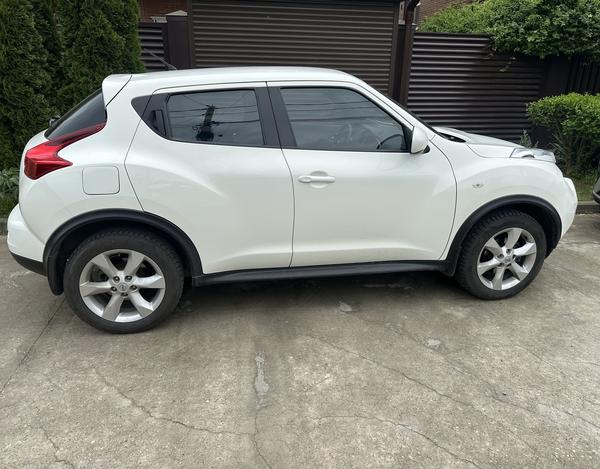 Nissan Juke 2011, фото 3