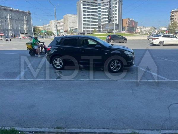 Nissan Qashqai 2011, фото 3