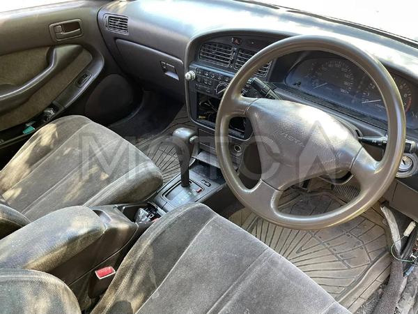 Toyota Vista 1992, фото 9