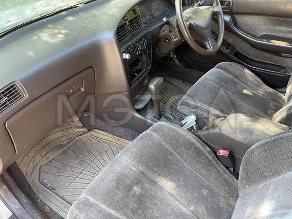 Toyota Vista 1992, фото 12