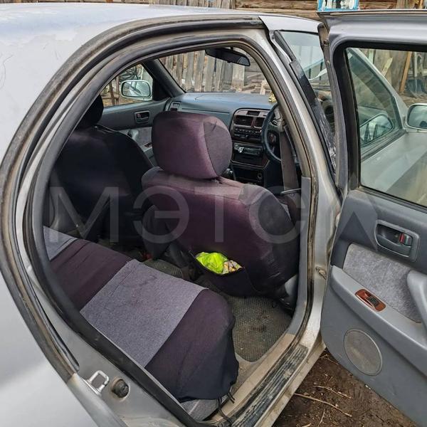 Toyota Camry 1985, фото 15