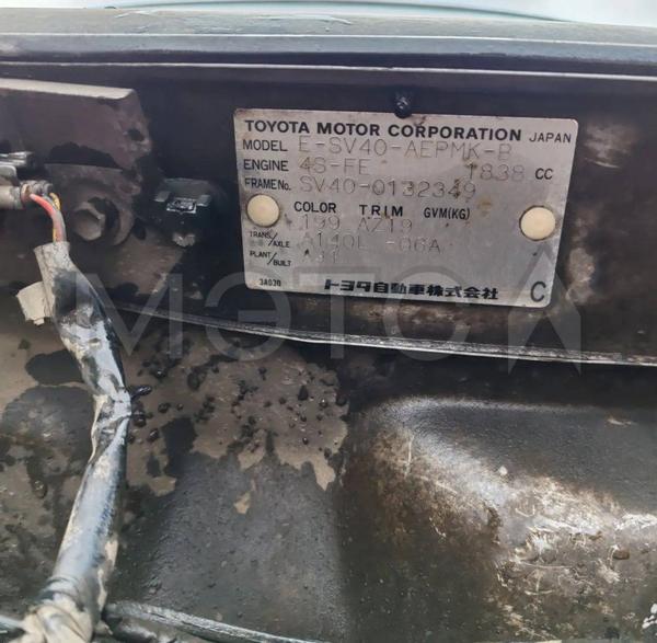 Toyota Camry 1985, фото 22