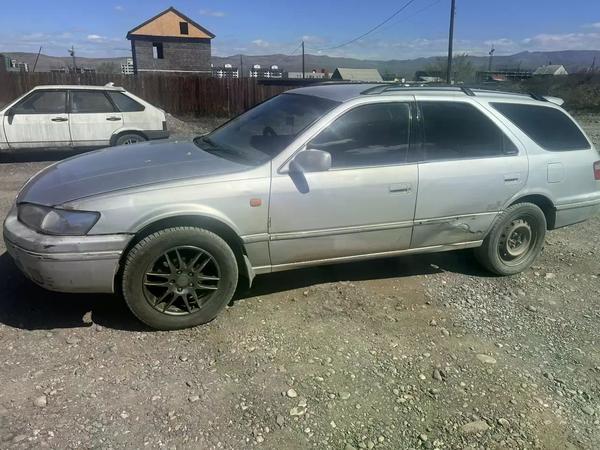 Toyota Camry 1994, фото 3