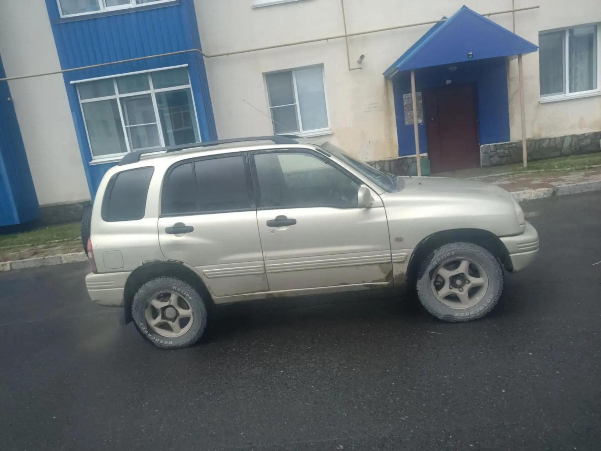 Suzuki Escudo