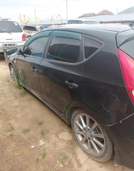 Hyundai i30 2011, фото 2