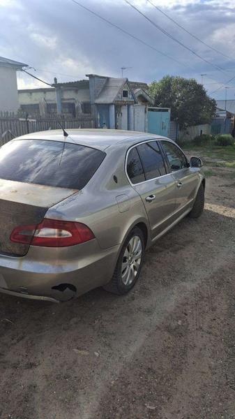 Skoda Superb 2008, фото 7
