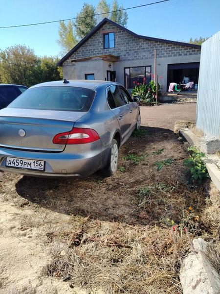 Skoda Superb 2009, фото 3