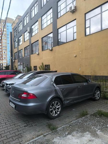 Skoda Superb 2012, фото 2