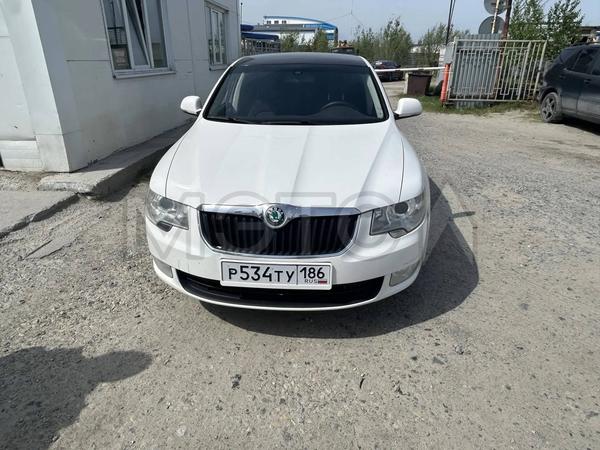 Skoda Superb 2012, фото 2