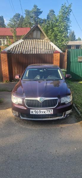 Skoda Superb 2011, фото 2