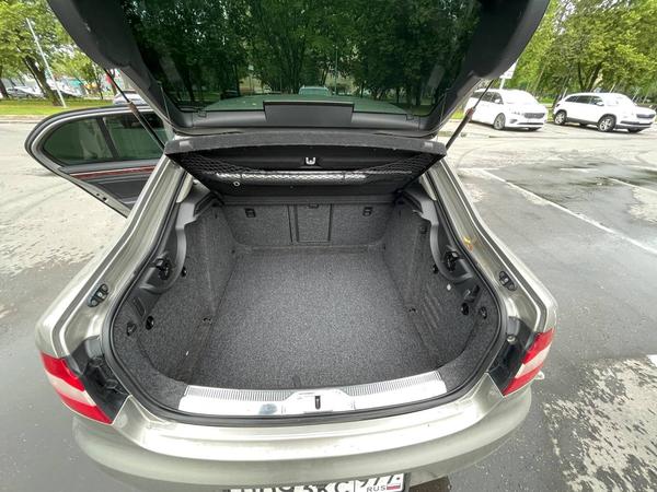 Skoda Superb 2012, фото 8