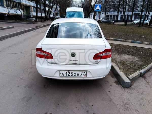 Skoda Superb 2012, фото 4