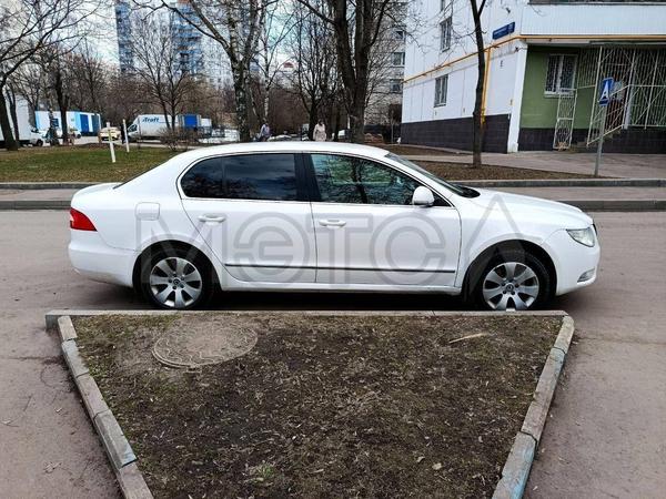 Skoda Superb 2012, фото 3