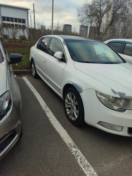 Skoda Superb 2012, фото 5