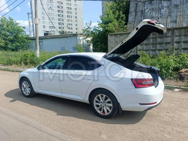 Skoda Superb 2017, фото 3