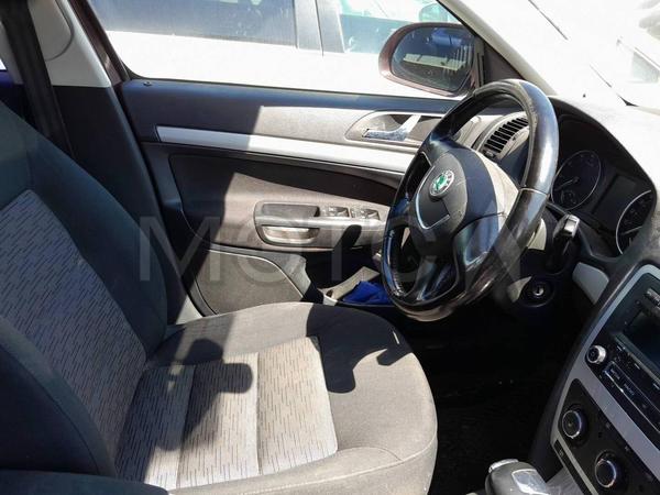 Skoda Octavia 2010, фото 12