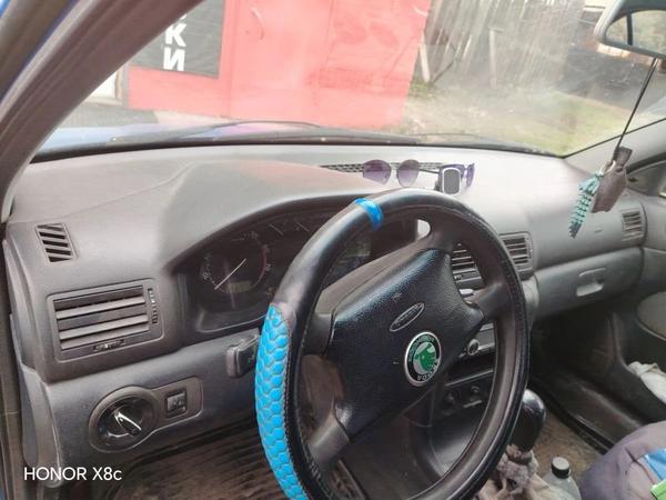 Skoda Octavia 2005, фото 5