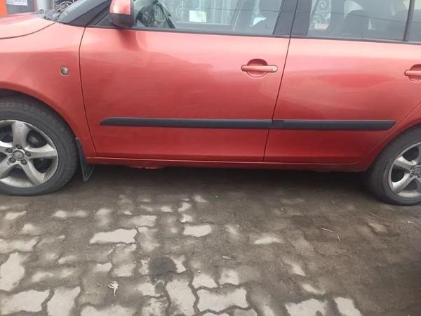 Skoda Fabia 2008, фото 3