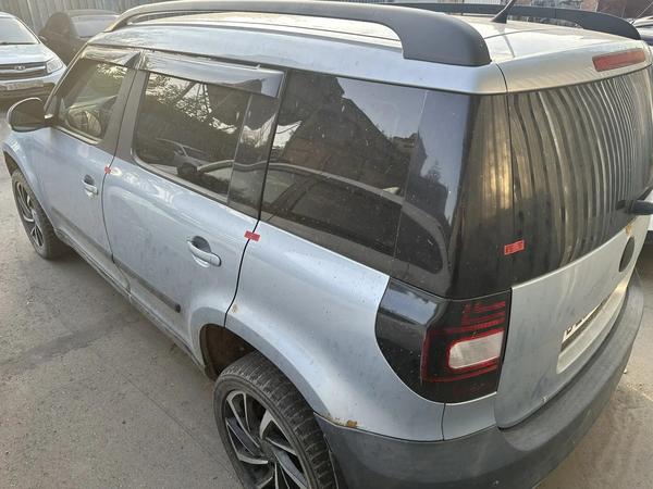 Skoda Yeti 2011, фото 2