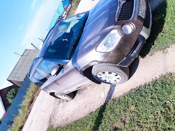 Skoda Yeti 2011, фото 3