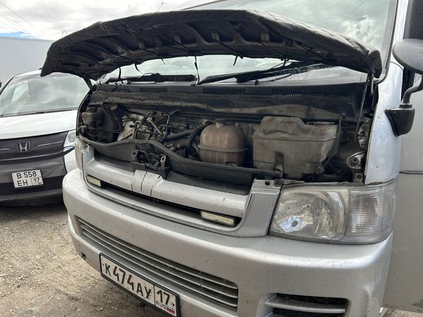 Toyota HiAce 2005, фото 3