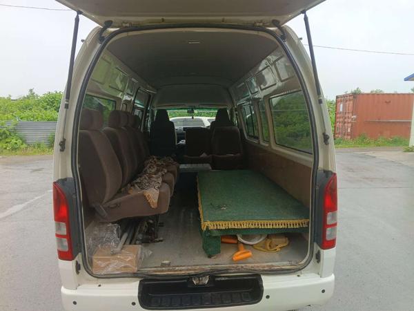 Toyota HiAce 2013, фото 4
