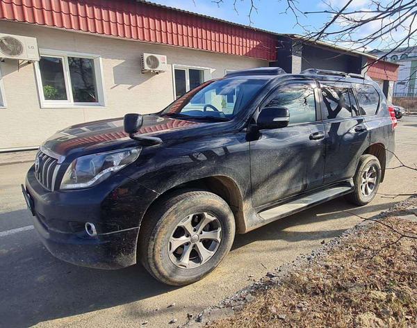 Toyota Land Cruiser Prado 2012, фото 4