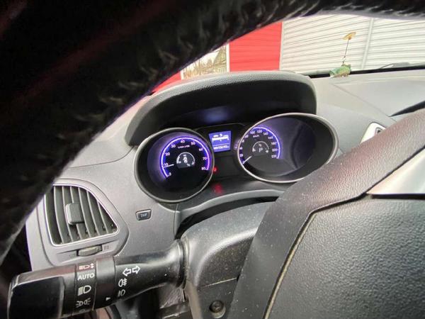Hyundai ix35 2010, фото 9