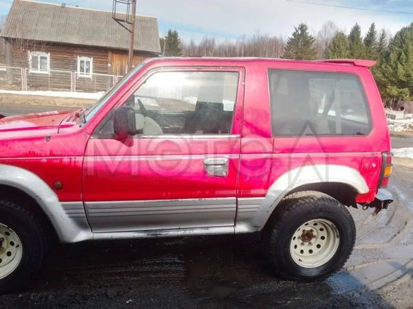Mitsubishi Pajero 1993, фото 3