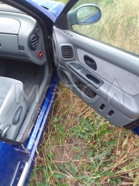 Renault Laguna 1999, фото 13