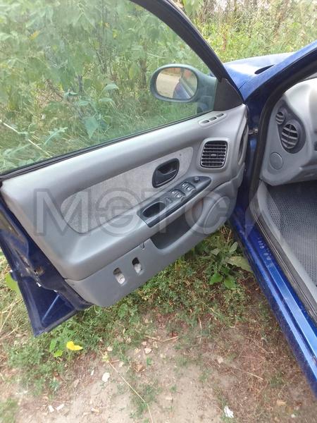 Renault Laguna 1999, фото 16