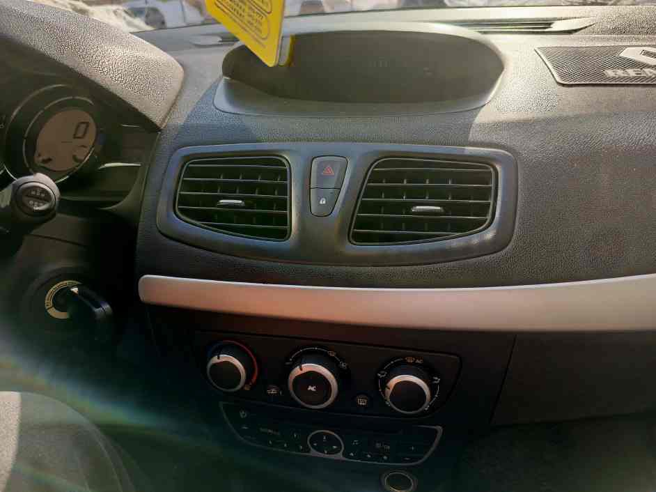 Renault Не указана