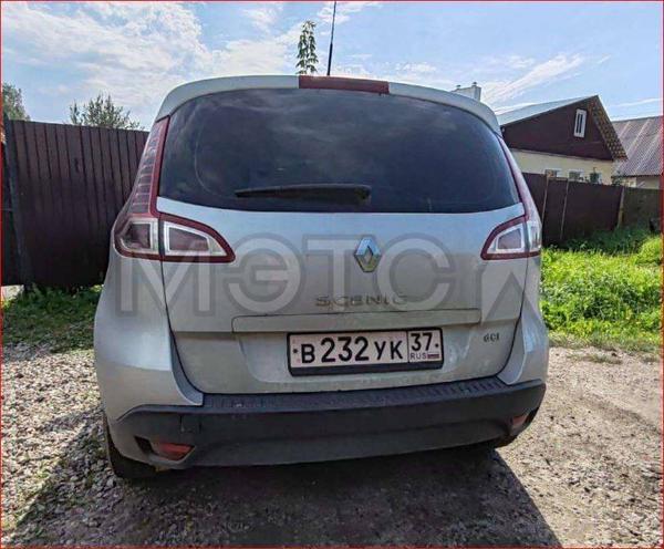 Renault Megane 2010, фото 4