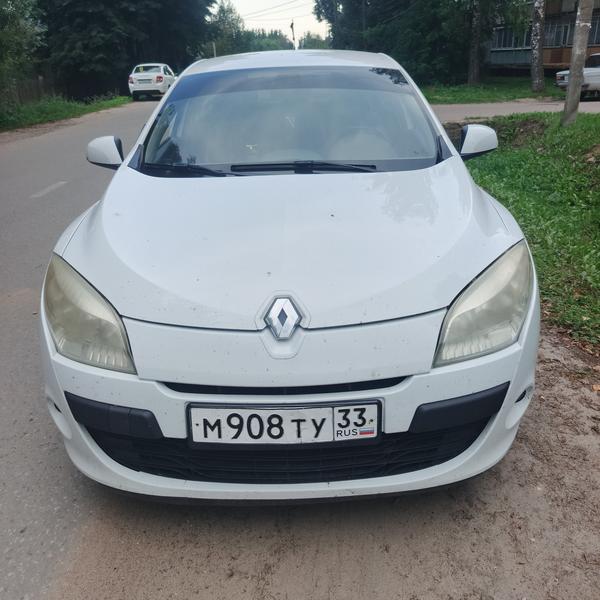 Renault Megane 2010, фото 4