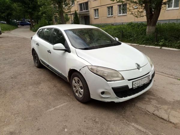 Renault Megane 2010, фото 4
