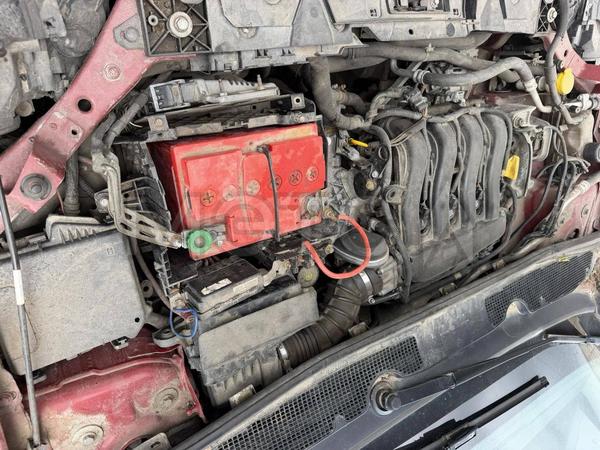 Renault Fluence 2010, фото 10