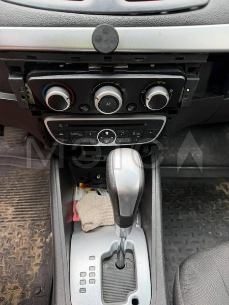 Renault Fluence 2010, фото 7