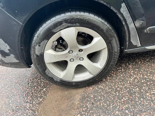 Peugeot 3008 2011, фото 2