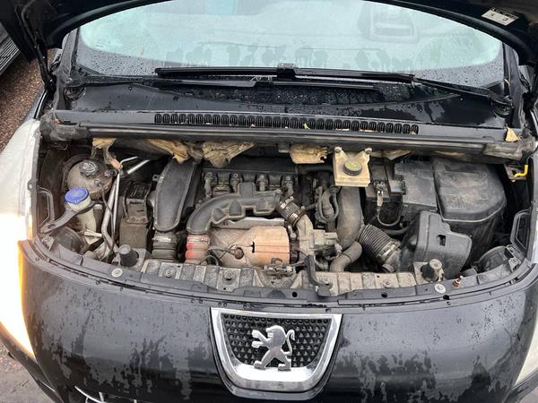 Peugeot 3008 2011, фото 9