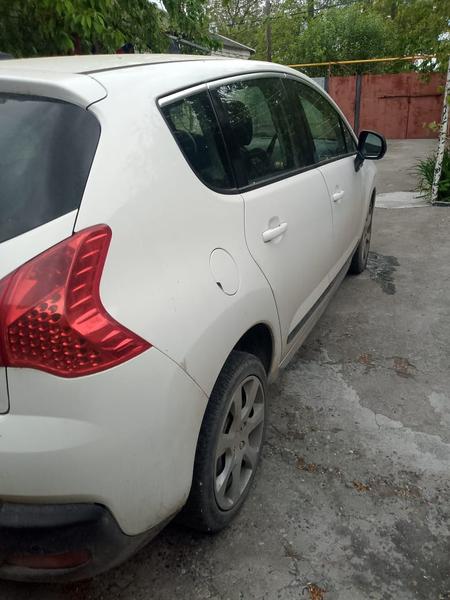 Peugeot 3008 2012, фото 15