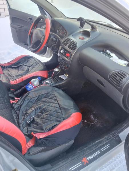 Peugeot 206 2007, фото 18