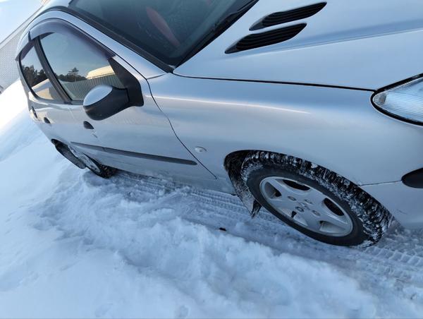 Peugeot 206 2007, фото 16